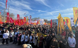 Alevi derneklerinden ‘Laik eğitim, İnsanca Yaşam, Demokratik Türkiye’ mitingi